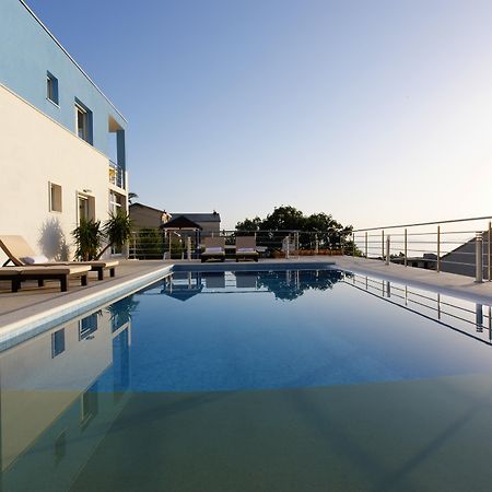 Villa Mermaid Your Croatian Haven With Luxury Pool And Scenic Views 珀德垂那 外观 照片