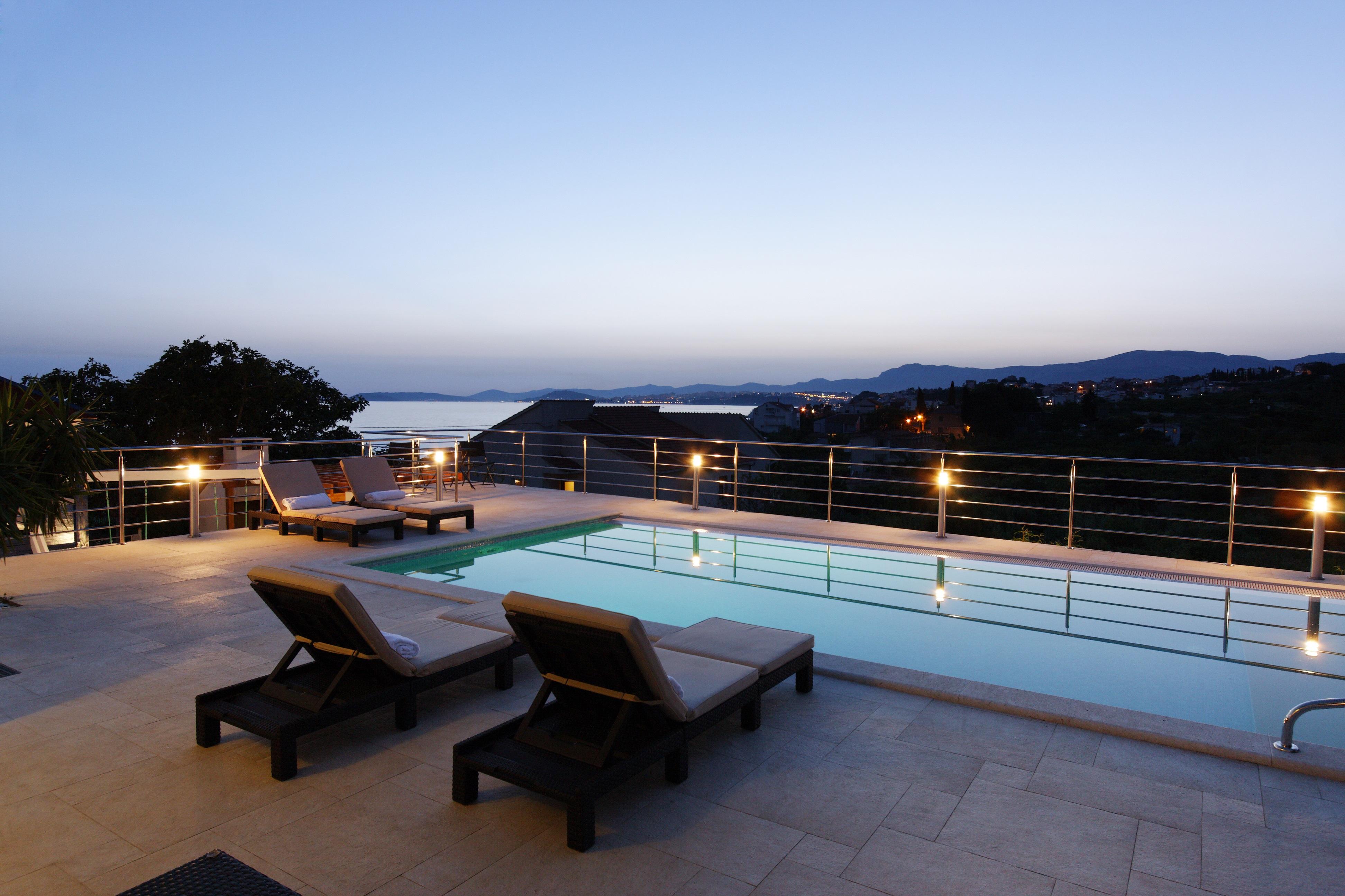 Villa Mermaid Your Croatian Haven With Luxury Pool And Scenic Views 珀德垂那 外观 照片